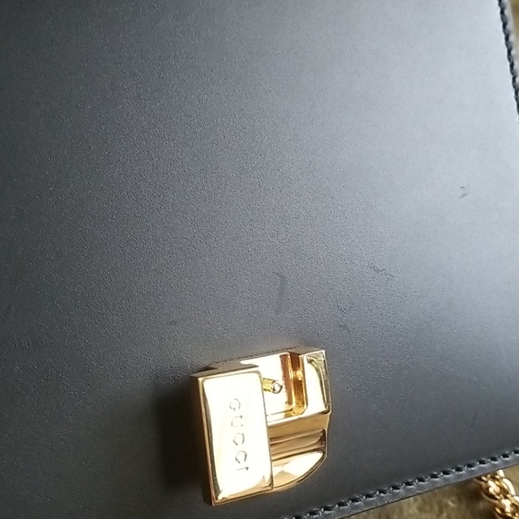 🆕️ Black Gucci Leather Sylvie Chain Bag - Picture 8 of 8